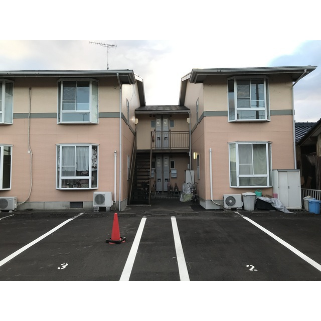 エースハイツのエントランス