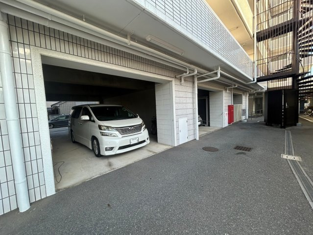【駐車場】 | プレジデント柏原