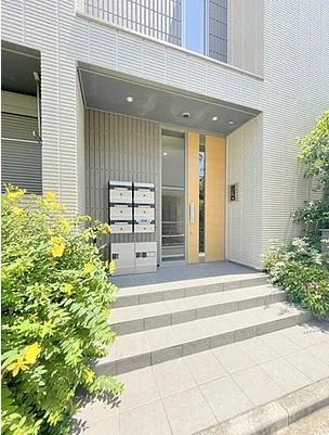 【エントランス】