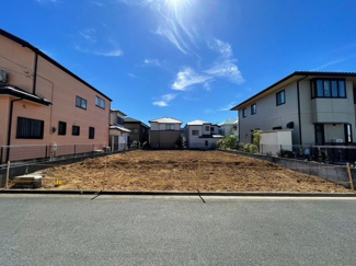 【外観】 | 約80坪の広い土地を活かして、お庭を広くとることも可能です！！夢のガーデニングを楽しむことができます♪