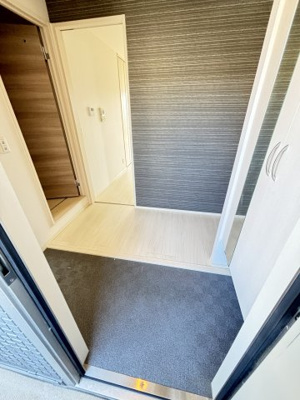 【玄関】 | セントラルヴィレッジA棟