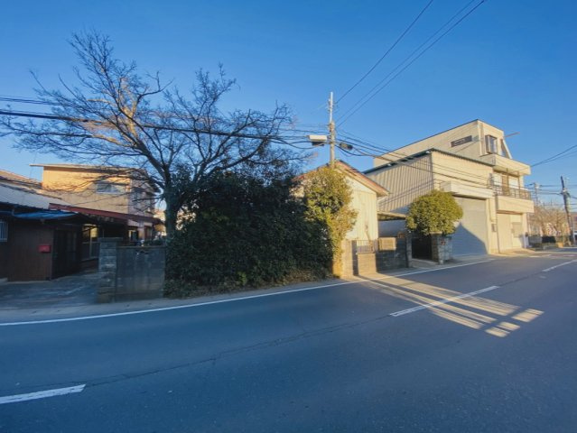 富山　中古戸建の前面道路含む現地写真