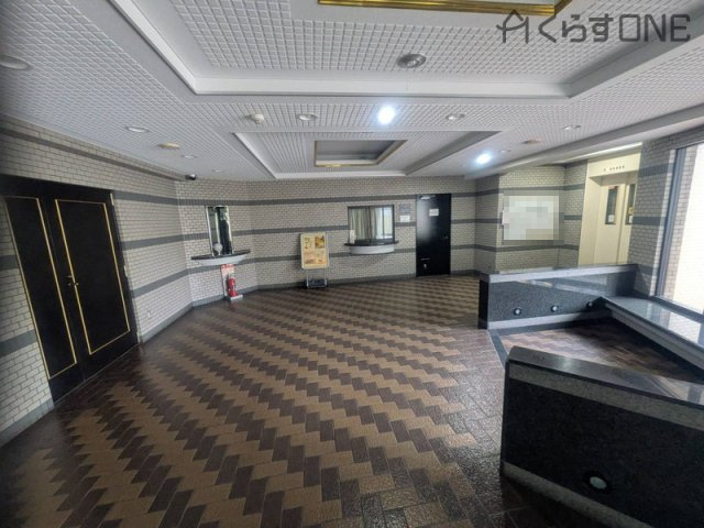 【エントランス】 | サリチェ青山