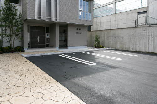 京町エンジェルの駐車場