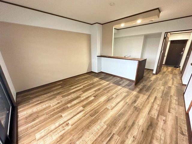 駅南レジデンスの洋室
