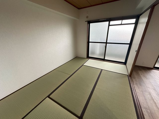駅南レジデンスの和室