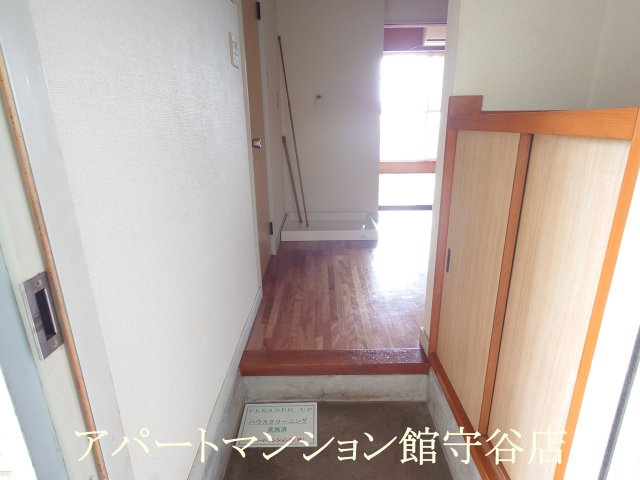 清風ハイツＡの玄関