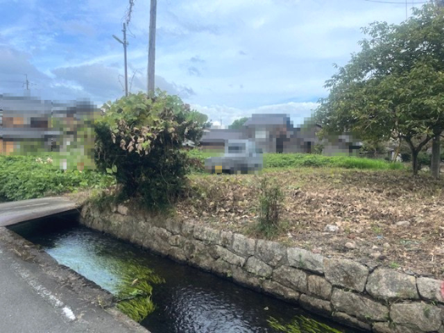 高島市新旭町藁園241坪土地