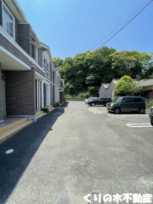 【駐車場】 | さざんか姫の路Ａ | 駐車場完備です