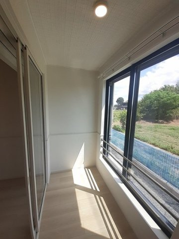 オーブ　シャルダンＢのバルコニー