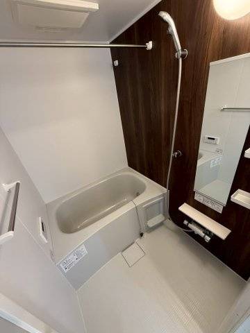 フォレスト　ワンＡの浴室