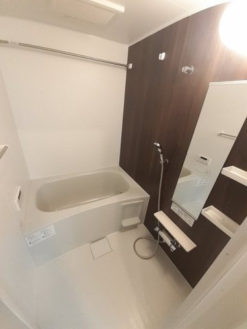 フォレスト　ワンＡの浴室