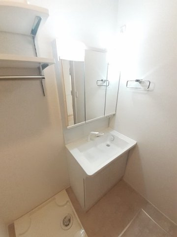 フォレスト　ワンＡの洗面所