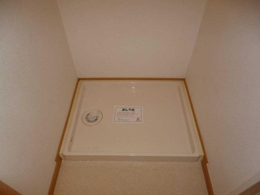 ガーデンヒル・ヴァイオレットＢの洗面所|室内洗濯機置場