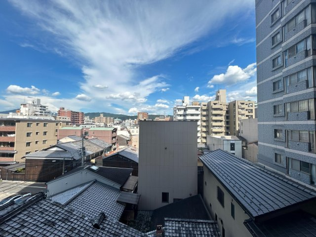 地下鉄五条駅まで徒歩２分の駅近●令和５年１２月全面改装済み●５階３ＬＤＫ●藤和シティホームズ烏丸五条の展望|バルコニーからの眺望