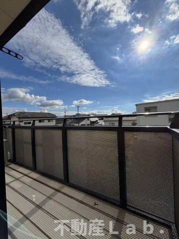 Ｋ２コーポラス十五社のバルコニー