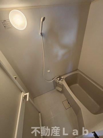 Ｋ２コーポラス十五社の浴室