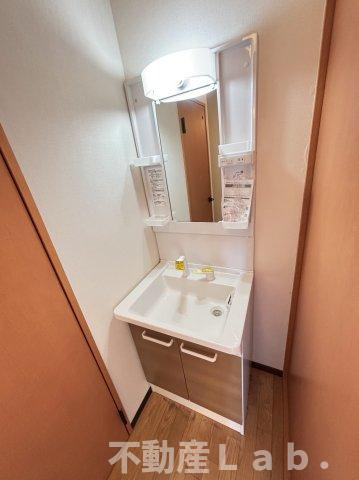 Ｋ２コーポラス十五社の洗面所