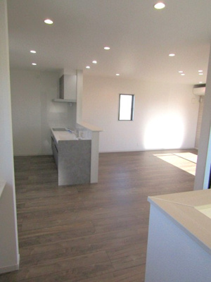 【居間・リビング】 | エンゼルハウス昭和町河東中島⑥ | 使いやすい居間です