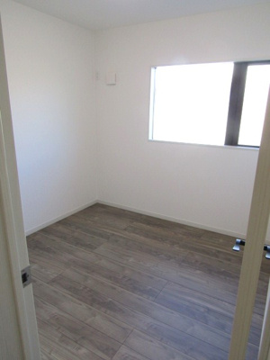 【洋室】 | エンゼルハウス昭和町河東中島⑥ | 落ち着いた色調の洋室です