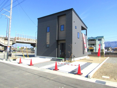 【駐車場】 | エンゼルハウス昭和町河東中島⑥ | 駐車スペースもあります