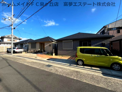 【駐車場】 | 東八田南側貸家 | 右：A　中：B　左：C