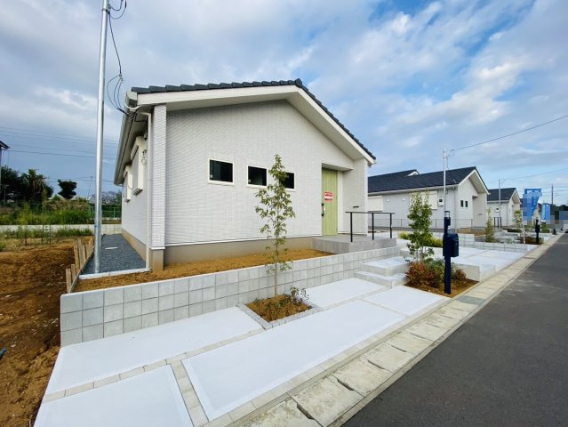 七栄モデル　新築戸建ての外観