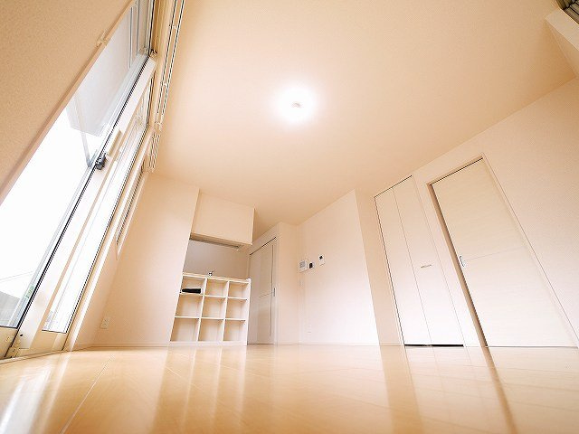 グランデュオ　Ⅰ番館の内装|おしゃれな居間です