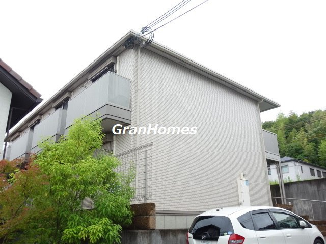 アクイラ伊川谷の外観
