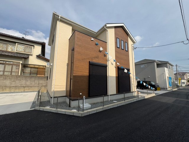 ーBloomーブルームー小倉南区中吉田4丁目１期　【小倉南区　新築戸建て】の外観|ブルームーBloomーシンプル飽きのこない デザインが特徴の外観です♪　　【小倉南区　新築戸建て】