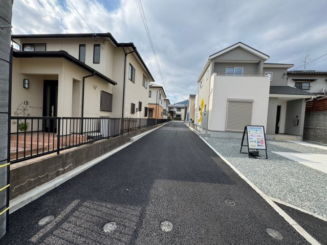 ーBloomーブルームー小倉南区中吉田4丁目１期　【小倉南区　新築戸建て】の前面道路含む現地写真|セブンイレブンまで徒歩６分♪　【小倉南区　新築戸建て】