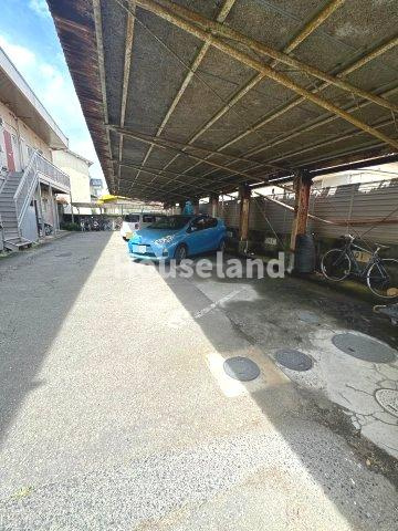 あすなろ荘の駐車場