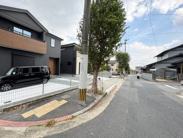 ーBloomーブルームー小倉南区朽網西5丁目1期　【小倉南区　新築戸建て】の前面道路含む現地写真|朽網小徒歩4分とお子様の通学も安心です♪【小倉南区　新築戸建て】