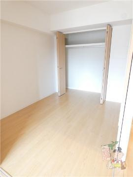 リオン後楽園の居間・リビング|洋室