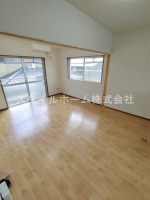 【居間・リビング】 | ヴィラスクエアⅠ