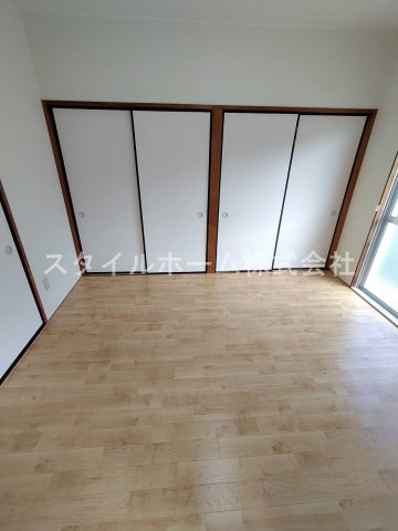 ヴィラスクエアⅠの居間・リビング