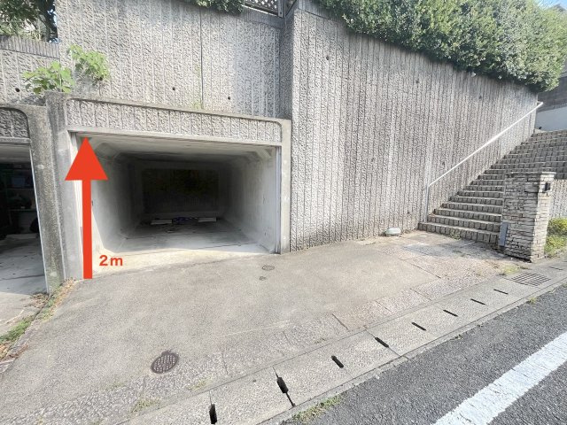 つつじケ丘４丁目戸建ての駐車場