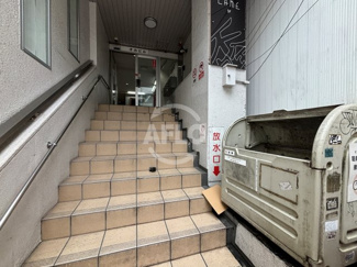 【エントランス】 | オカビル　エントランス