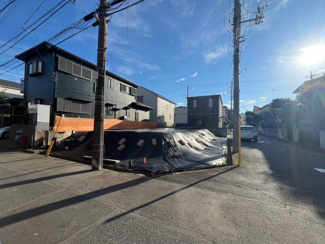 【前面道路含む現地写真】