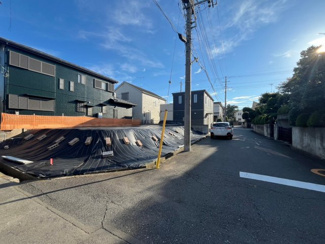 【前面道路含む現地写真】