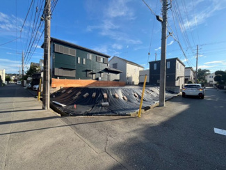 【前面道路含む現地写真】