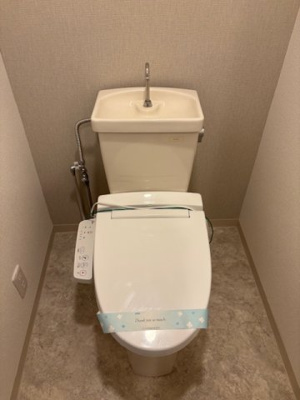 【トイレ】 | 山城プラザ | 落ち着いた色調のトイレです