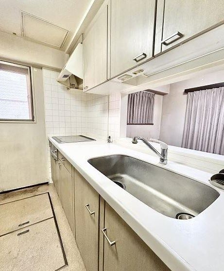 【中古マンション】サンマンションアトレ川越のキッチン|お料理しやすいキッチンです