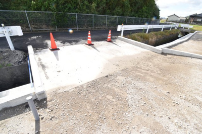 【前面道路含む現地写真】 | 霧島市国分下井　2番地