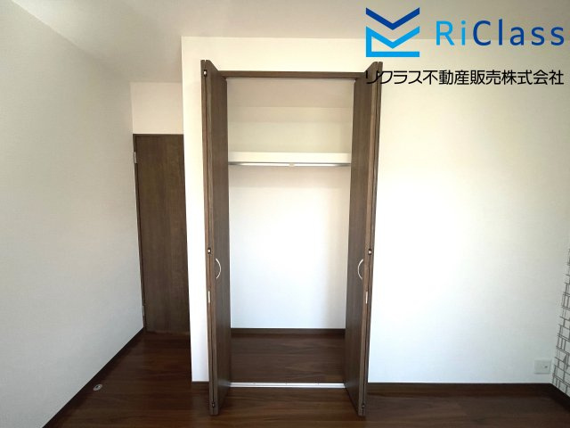 中古戸建　神戸市須磨区禅昌寺町1丁目30の洋室|収納あります