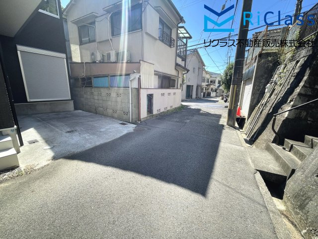 中古戸建　神戸市須磨区禅昌寺町1丁目30の前面道路含む現地写真|前面道路含む現地写真です