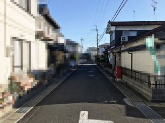 【前面道路含む現地写真】