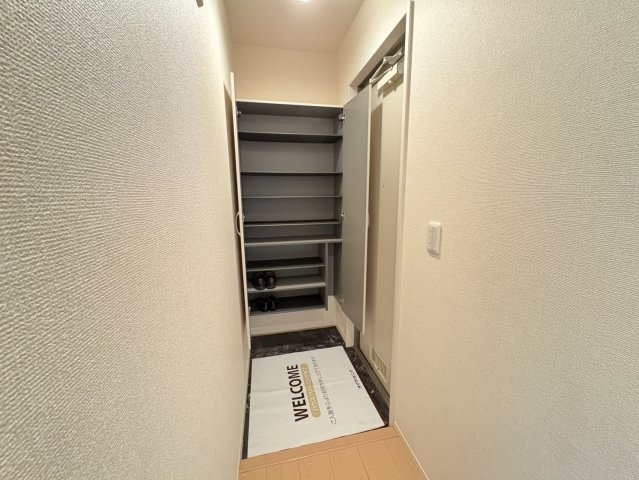 エクセル曽谷台の玄関