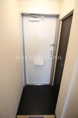 レオネクストプラシードＡの玄関