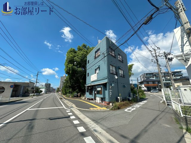 野中町店舗の外観